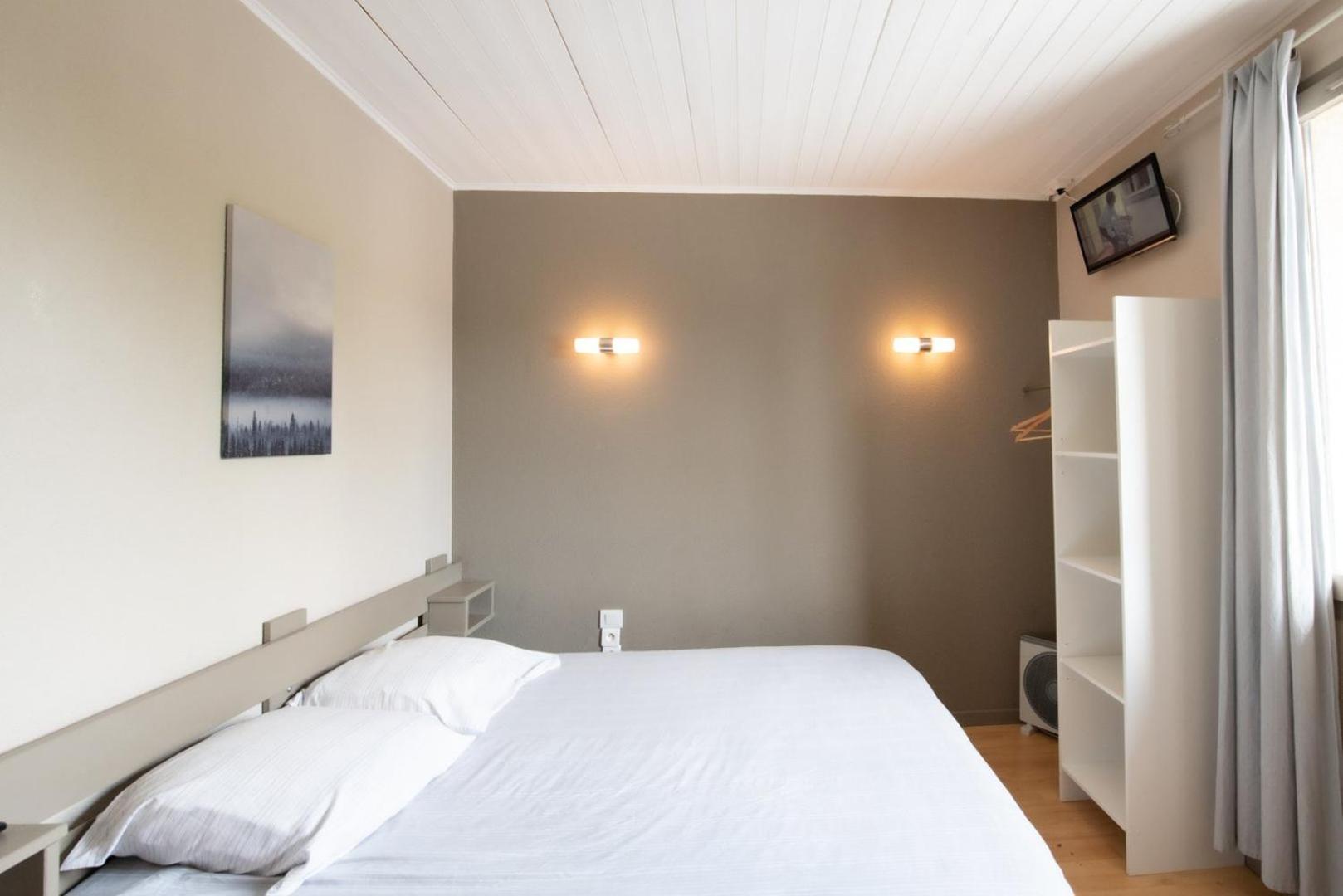 Chez Jostel - Chambre 1 Genay  Bagian luar foto