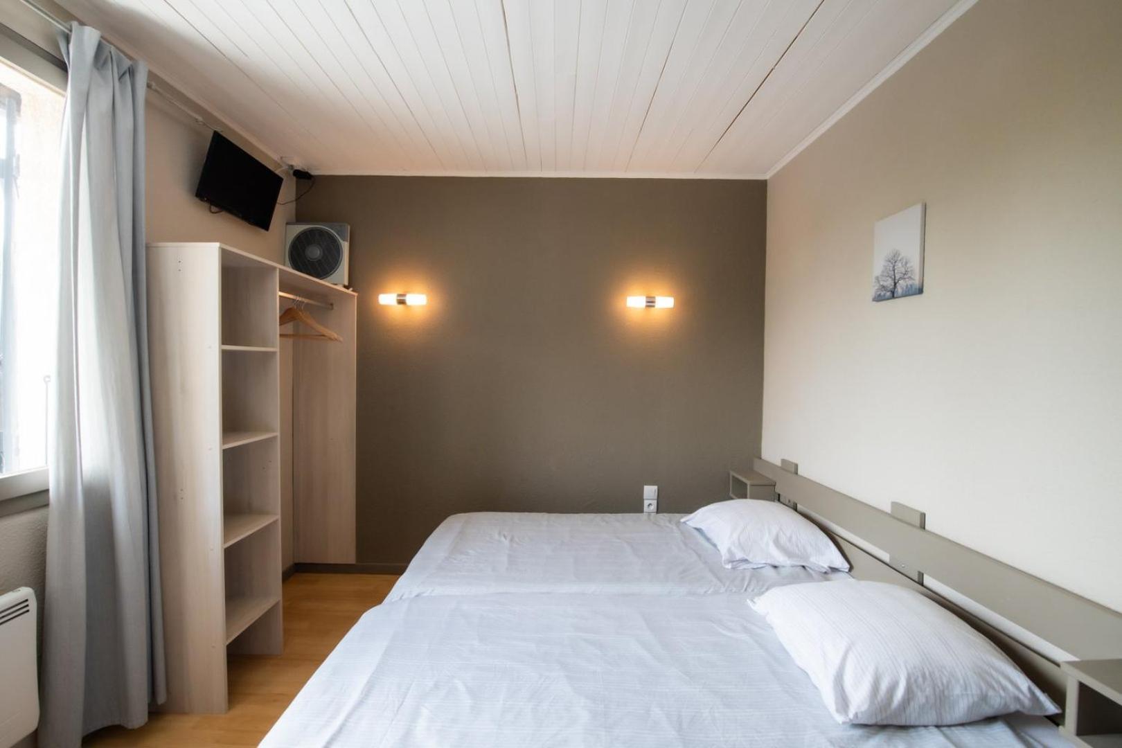 Chez Jostel - Chambre 1 Genay  Bagian luar foto
